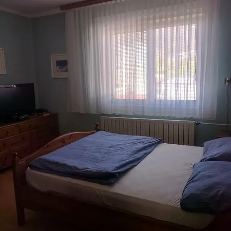 Apartman Dom In Vrt 1 Apartman *